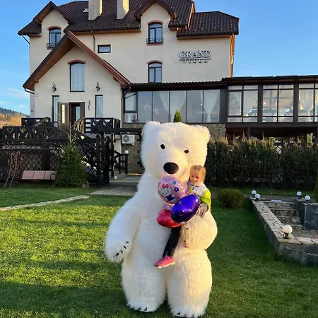 Grand 宾馆 Skhidnytsia