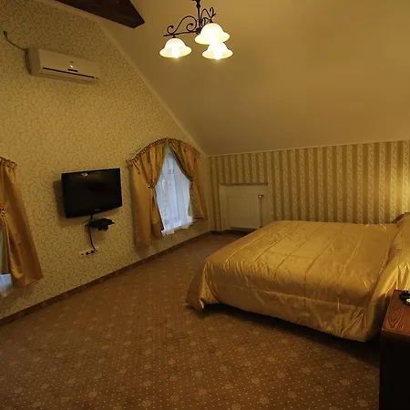 Grand * Skhidnytsia
