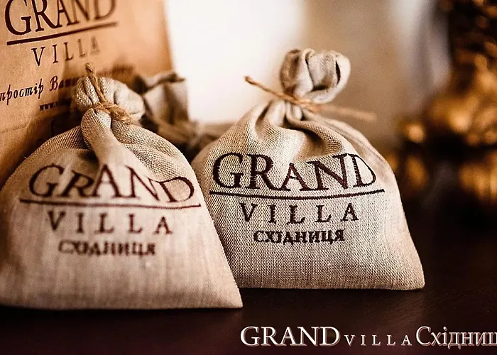 Inn Grand *