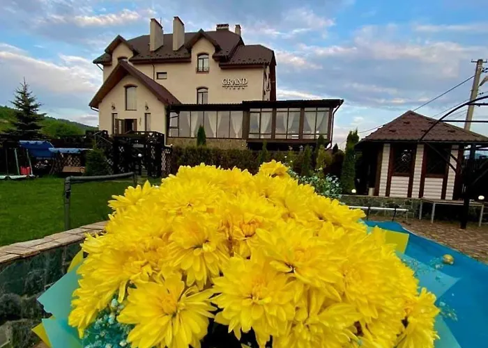 Grand Skhidnytsia